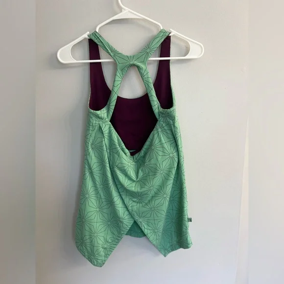 Rab Trance Tank Green Purple Geometric Womens Size 10 Athleisure Workout Preppy - Picture 2 of 10